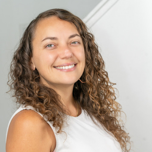 Sheena Hancel headshot